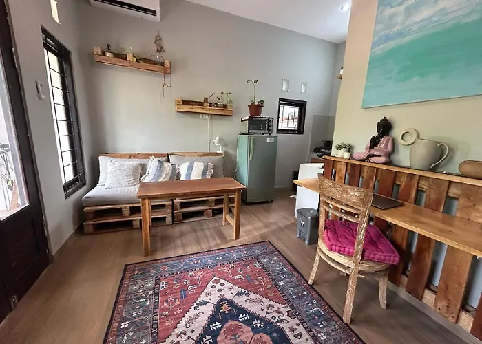 Surfside Pallet Retreat Stylish 2br Hideaway *